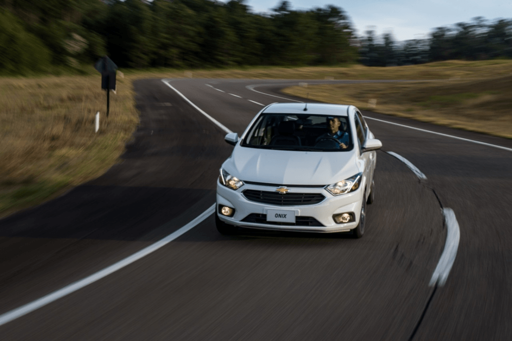 CHEVROLET ONIX 2019 → Preços, Fotos, Versões, Ficha Técnica